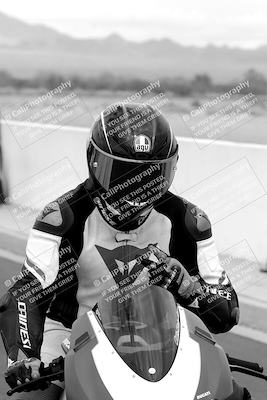 media/Mar-20-2023-Moto Forza (Mon) [[d0bbc59e78]]/Around the Pits/